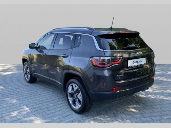 Jeep Compass, Limited 1.4 MultiAir 170k AWD, barva šedá