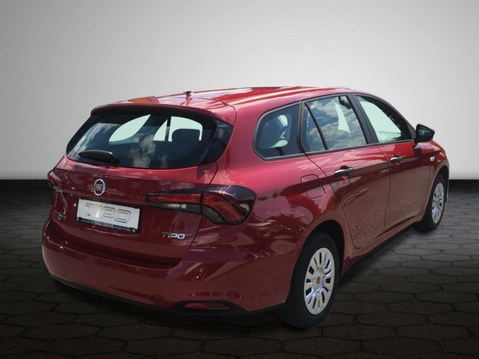 Fiat Tipo, ITALIA 1.4 95k E6D, barva červená