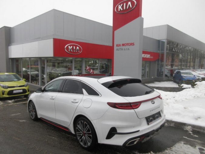 Kia ProCeed, ProCeed 1,6 T-GDi GPF 7DCT, barva bílá