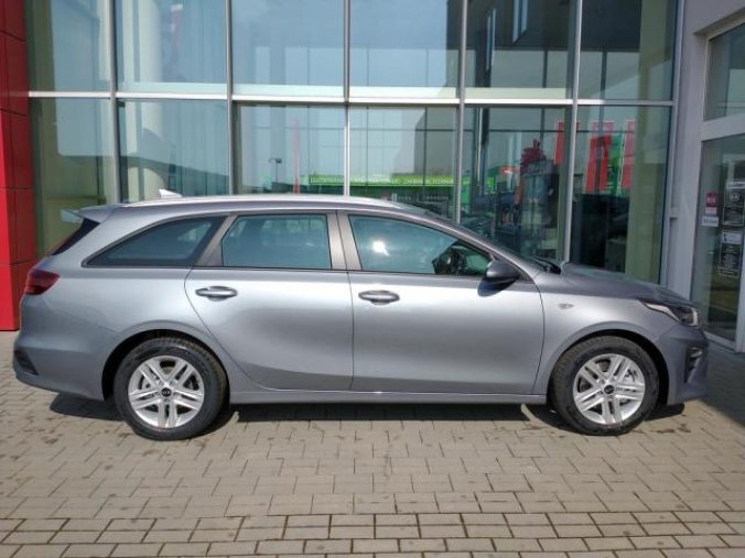 Kia Ceed, SW 1.5 T-GDi SPIN, barva šedá