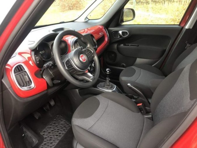 Fiat 500L, MIRROR 1.4i 95k, barva červená