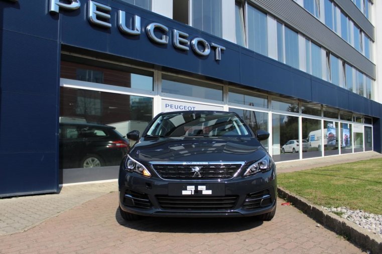 Peugeot 308, 5dv. ACTIVE 1.2 PT 110k MAN6, barva černá