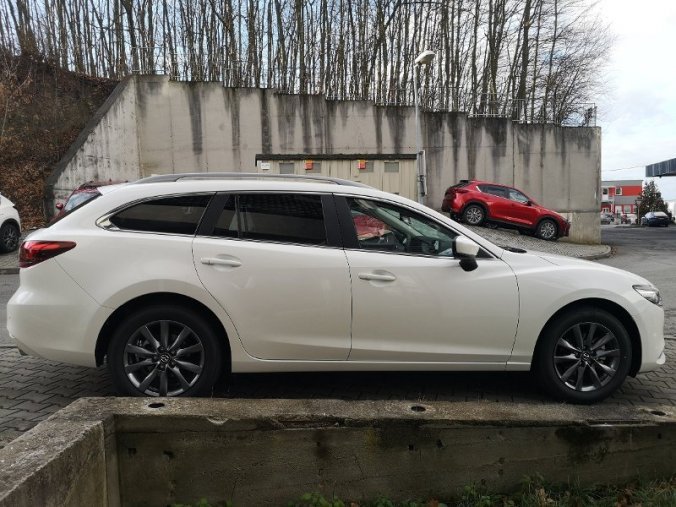 Mazda 6, 2.5i G 194K, barva bílá