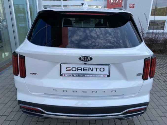 Kia Sorento, 2,2 CRDi 4x4 8DCT TOP MY21, barva bílá