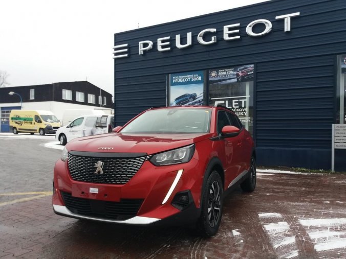 Peugeot 2008, ALLURE 1.2.PureTech 130k, barva červená