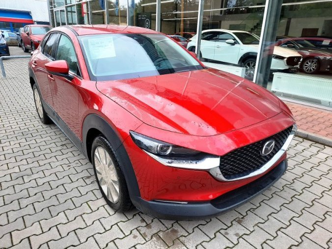 Mazda CX-30, SKYACTIV-G, barva červená