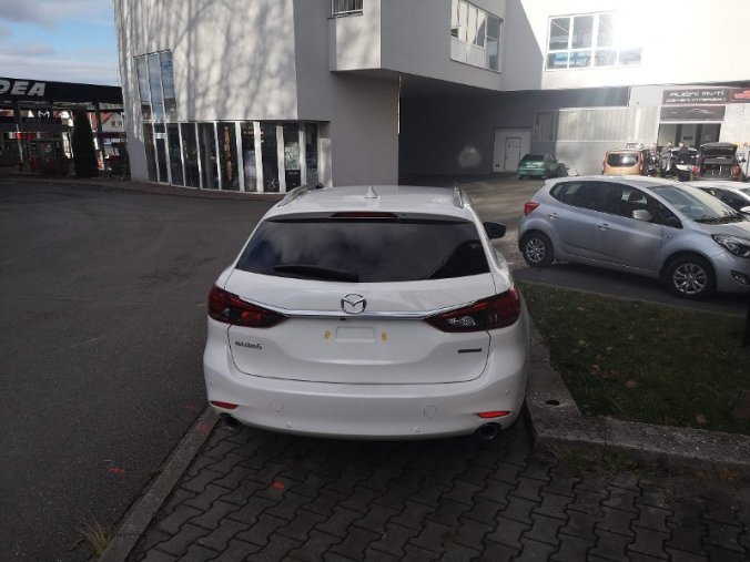 Mazda 6, 2.5i G 194K, barva bílá