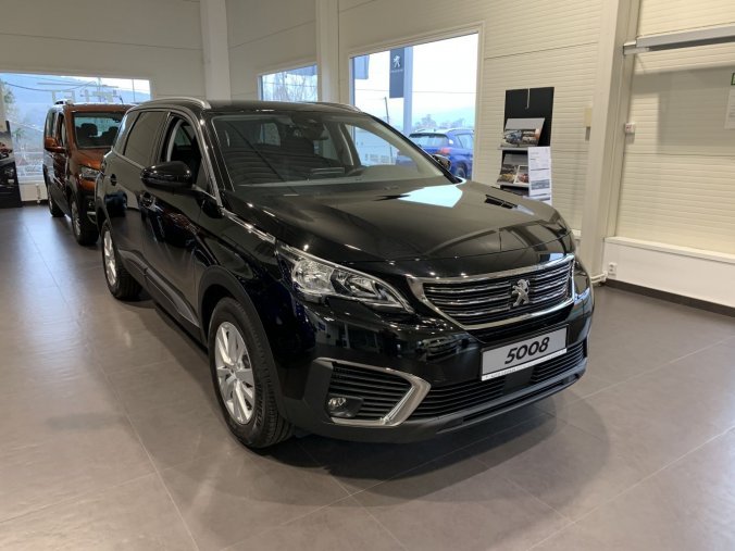 Peugeot 5008, ACTIVE 1.2 PureTech 130K MAN6, barva černá