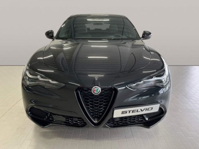 Alfa Romeo Stelvio, 2.0 Turbo 280k Q4 VELOCE, barva černá