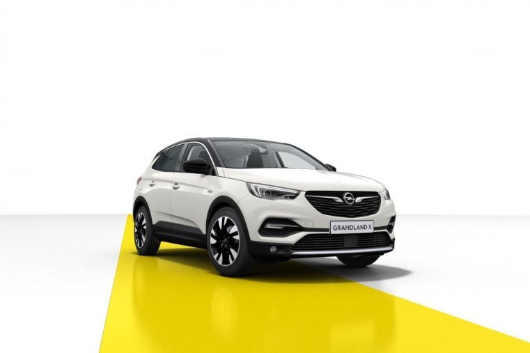 Opel Grandland X, Ultimate 1.6 TURBO 133 kW AT8, barva bílá