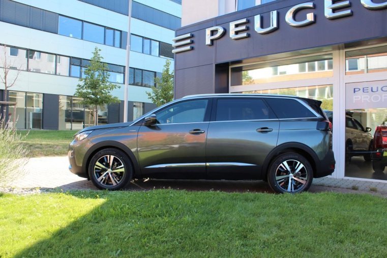 Peugeot 5008, GT LINE 2.0 BlueHDi 180 EAT8, barva šedá