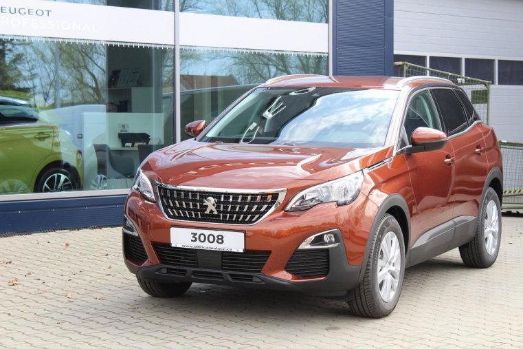 Peugeot 3008, ALLURE 1.5 96kW, barva oranžová