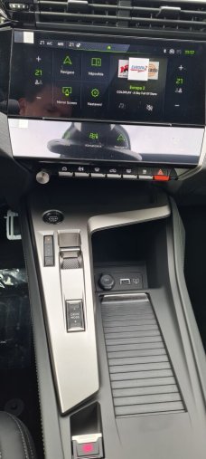 Peugeot 408, Peugeot 408 408 GT Hybrid 136 e-DCS6, barva modrá