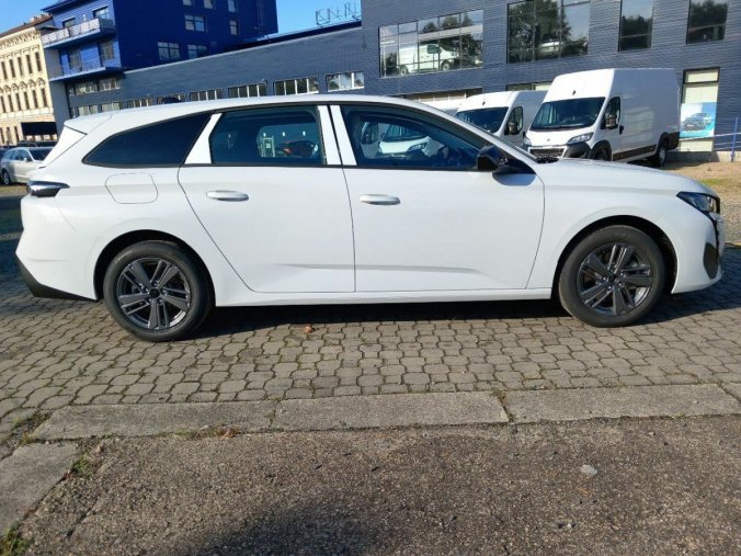 Peugeot 308, Peugeot 308 SW ACTIVE PureTech 130 S&S, barva bílá