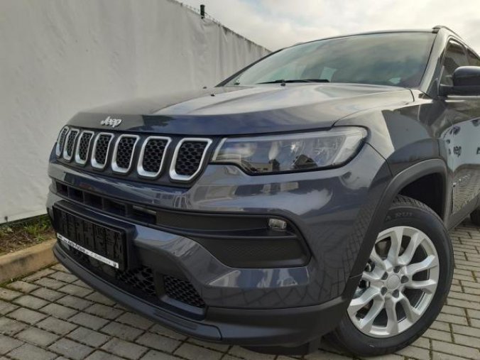 Jeep Compass, 1.3 150 Long.  AUTOM, SKLADEM!, barva šedá