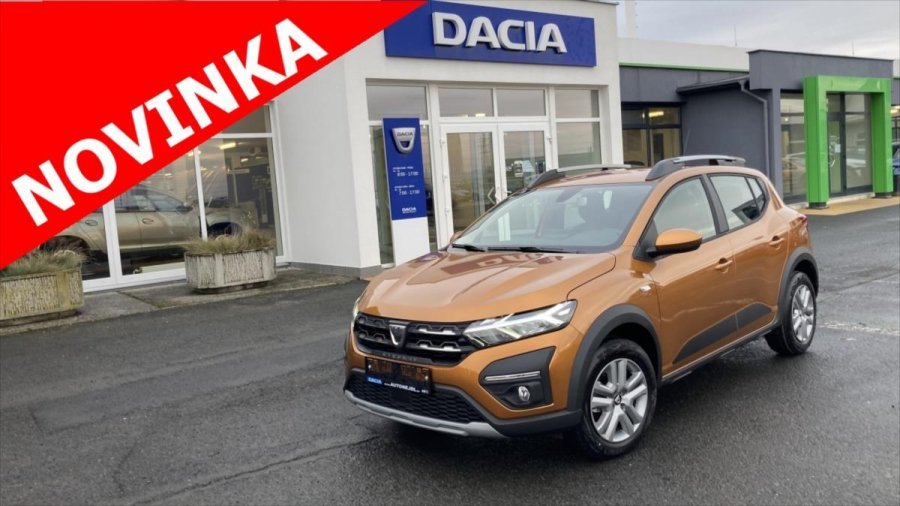 Dacia Sandero, Stepway Comfort TCe 90 SKLADEM, barva oranžová