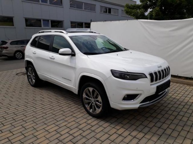 Jeep Cherokee, 2,2 CRD 200 PS Overland 4x4 AT, barva bílá