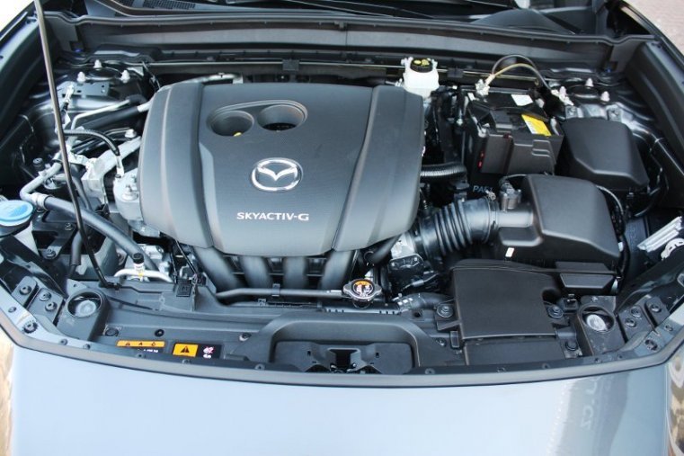 Mazda CX-30, SKYACTIV-G, barva šedá