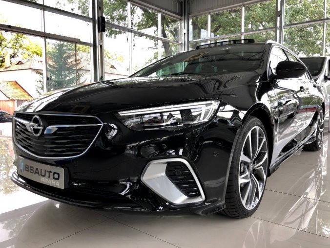 Opel Insignia, ST GSI 2,0 BiTurbo 4X4 AT8 +ZP, barva černá