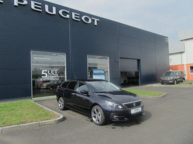 Peugeot 308, SW ACTIVE 1.2 PureTech 110 S&S, barva modrá