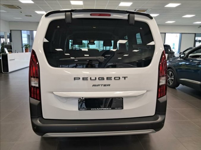 Peugeot Rifter, Peugeot Rifter 1,5 BlueHDi 130 EAT8  LONG GT, barva bílá