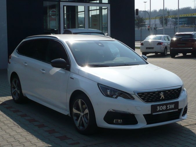 Peugeot 308, SW GT-line 1,2PureTech 130k MAN6 + NAVI + KAMERA, barva bílá