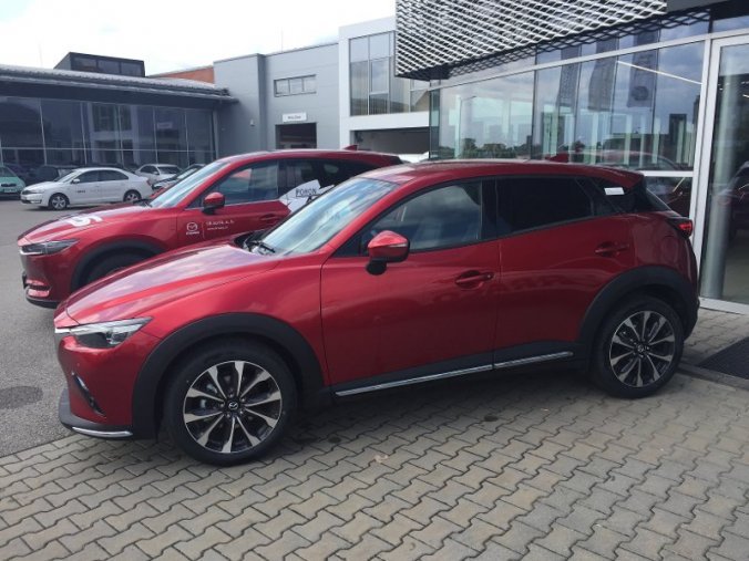 Mazda CX-3, 2,0 Skyactiv-G150 AWD, barva červená