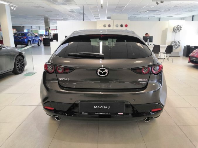 Mazda 3, 2.0i G122, barva šedá