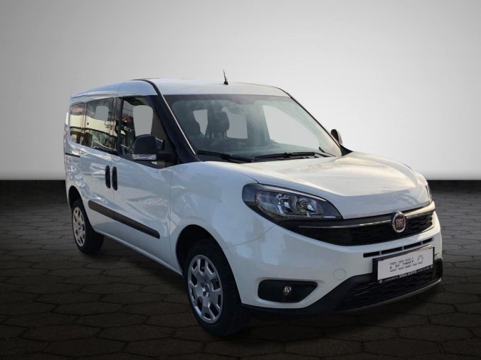 Fiat Dobló, Doblo Panorama 1.4T-Jet 120k Plus 2019, barva bílá