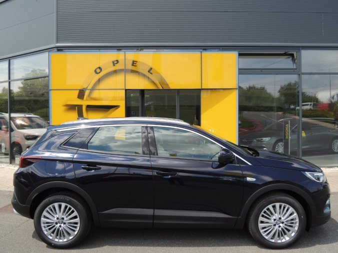 Opel Grandland X, INNOVATION 2.0 CDTi 130kW AT8, barva fialová