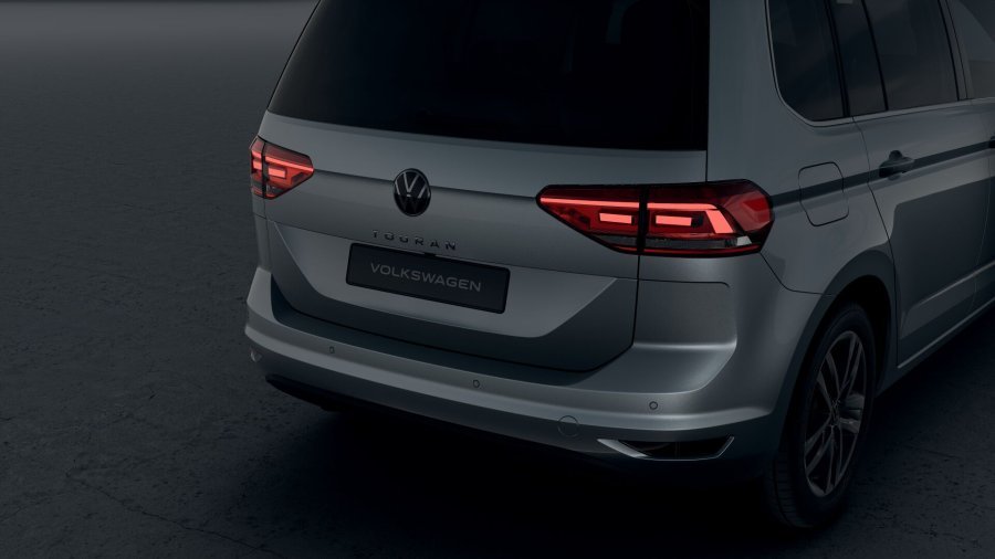 Volkswagen Touran, Touran People 1,5 TSI EVO2 7DSG, barva stříbrná