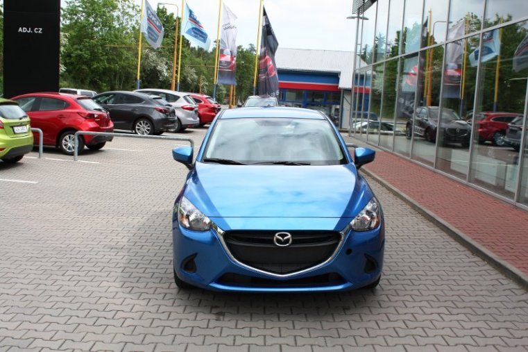 Mazda 2, SKYACTIV-G, barva modrá