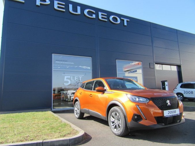 Peugeot 2008, Active 1.2 PureTech 130k EAT8, barva oranžová