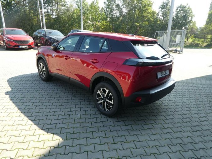 Peugeot 2008, Peugeot 2008 ACTIVE PureTech 100k MAN6, barva červená