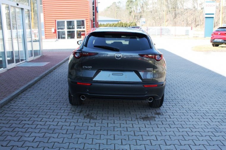 Mazda CX-30, SKYACTIV-X, barva šedá