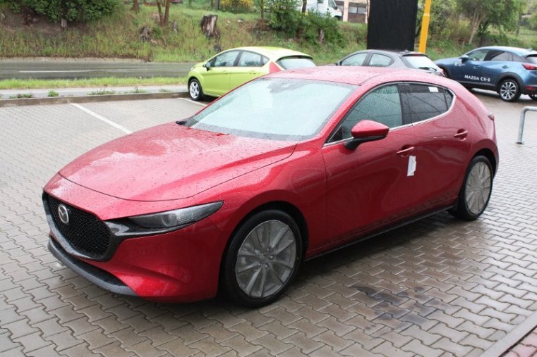 Mazda 3, SKYACTIV-G, barva červená