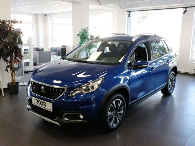 Peugeot 2008, ALLURE 1.2 PureTech 130 S&amp;, barva modrá