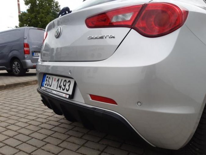 Alfa Romeo Giulietta, 1.4TBi 120PS Ti, barva stříbrná