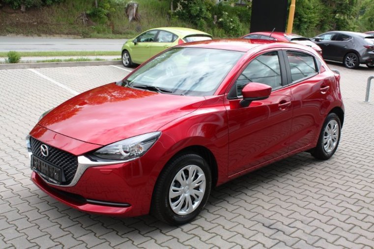 Mazda 2, Skyactiv-G, barva červená