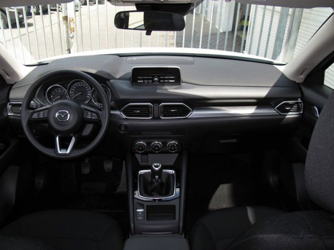 Mazda CX-5, 2,0 Skyactiv-G 121kW/165k, barva bílá