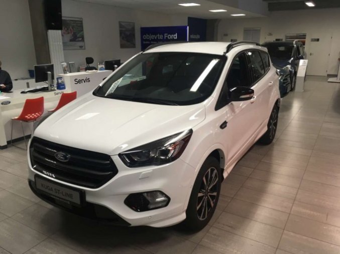 Ford Kuga, 1.5 EcoBoost (150 k), barva bílá