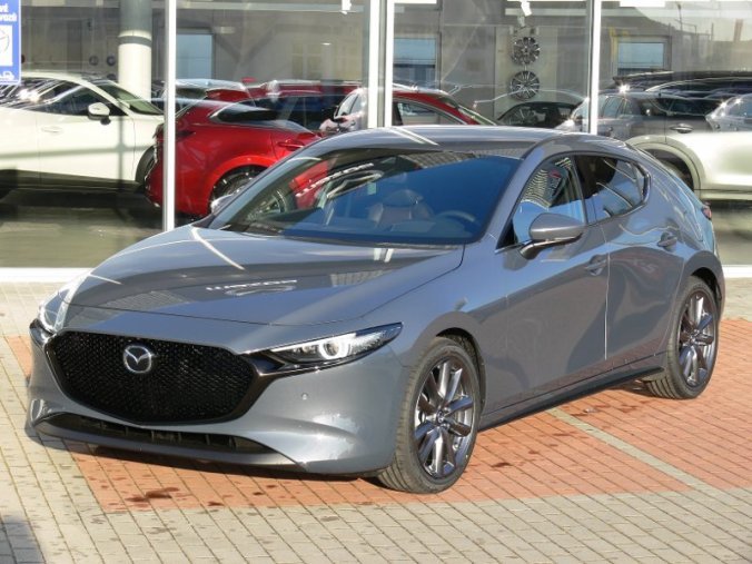 Mazda 3, 2.0 Skyactiv G122 A/T, barva šedá