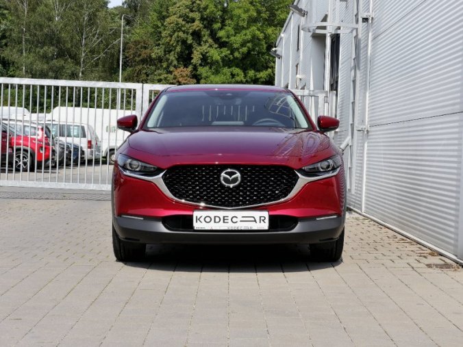 Mazda CX-30, 2,0 Skyactiv-G 90kW/122k MAN, barva červená