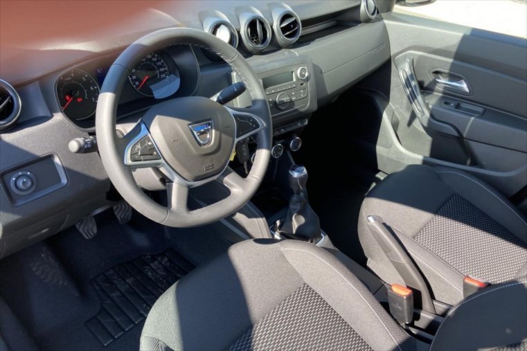 Dacia Duster, 1,5 Comfort Blue dCi  115 4X4, barva šedá