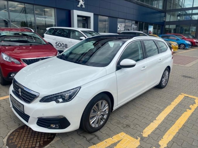 Peugeot 308, 1,5BHDi Allure 130k MAN6, barva bílá