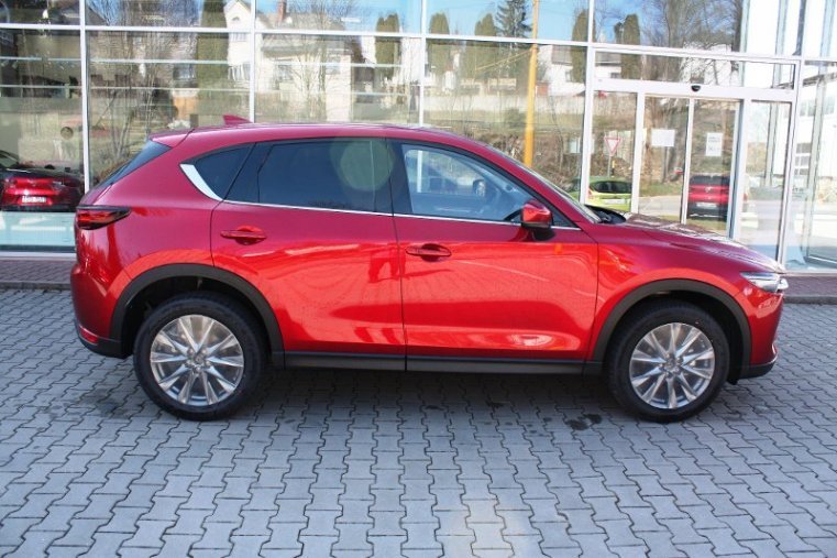 Mazda CX-5, SKYACTIV-G, barva červená