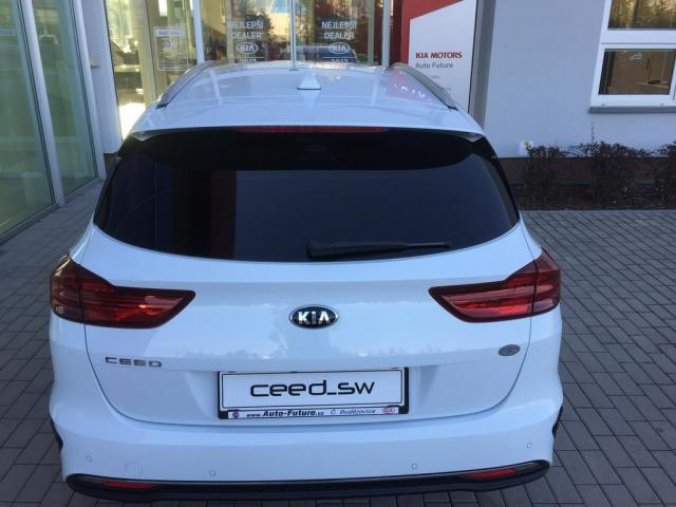 Kia Ceed, NEW SW1,4T-GDi TOP, barva bílá