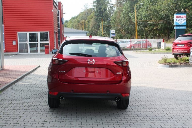 Mazda CX-5, SKYACTIV-G, barva červená