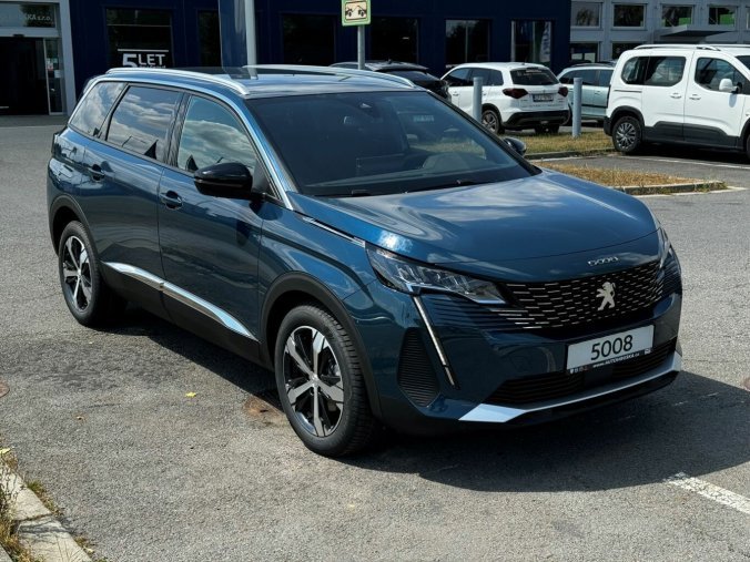 Peugeot 5008, Peugeot 5008 ALLURE PACK BlueHDi 130 S&S EAT8, barva modrá