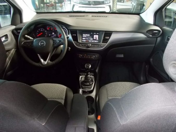 Opel Crossland X, Edition 1.2 TURBO (81kW/110k), barva červená